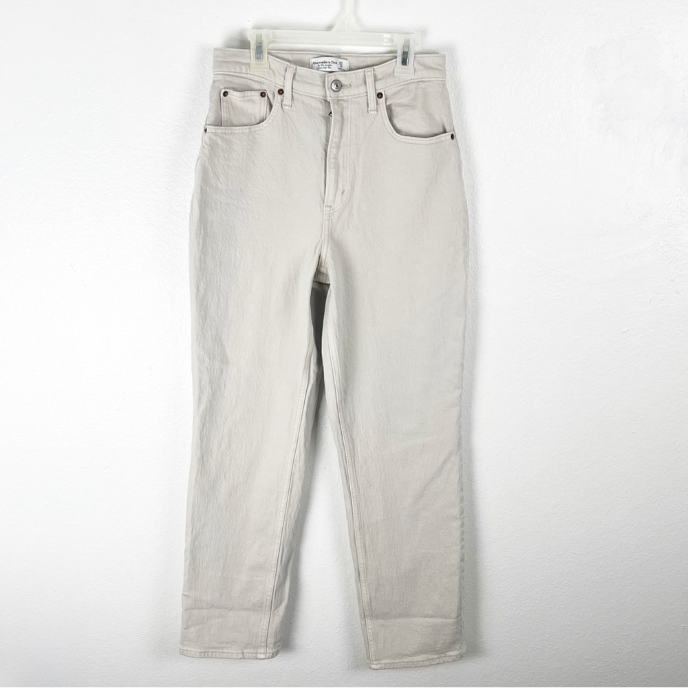 ABERCROMBIE & FITCH The ‘90’s Straight Ultra High Rise Jeans 27 Casual Neutral